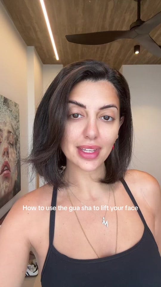 Post 8 by Mira Abou jaoudé on TikTok (video)