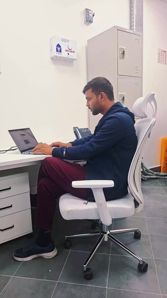 Post 10 by LK Yadav Ji 🇳🇵🇦🇪 on TikTok (video)