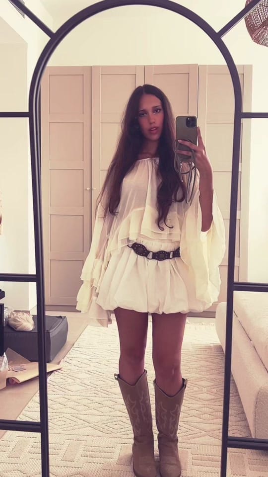Post 4 by cece k 🦢 on TikTok (video)