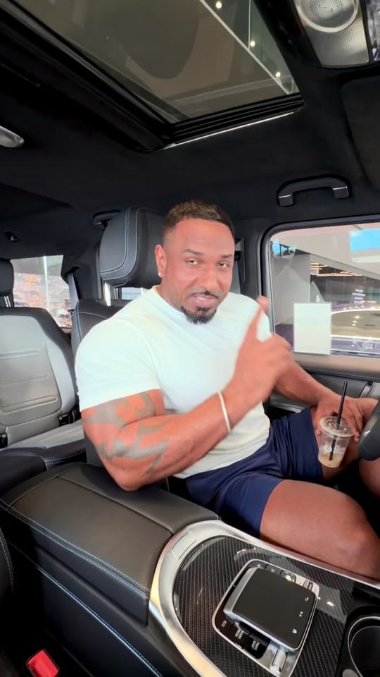 Post 6 by Desi Rock on TikTok (video)