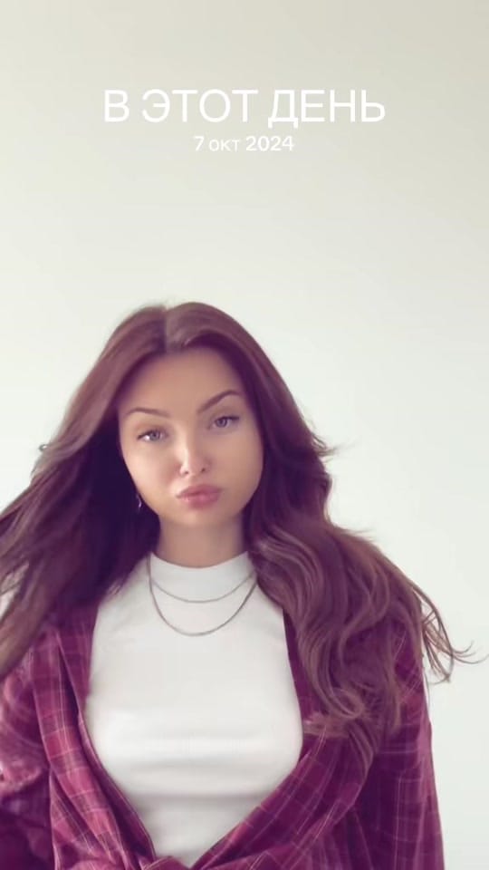 Post 8 by flaliis on TikTok (video)