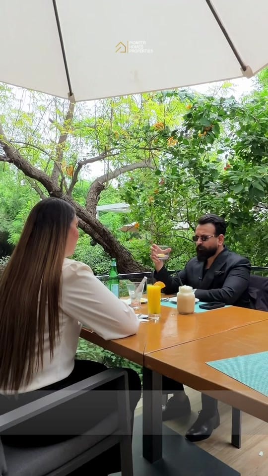 Post 9 by The Waqas Ali on TikTok (video)