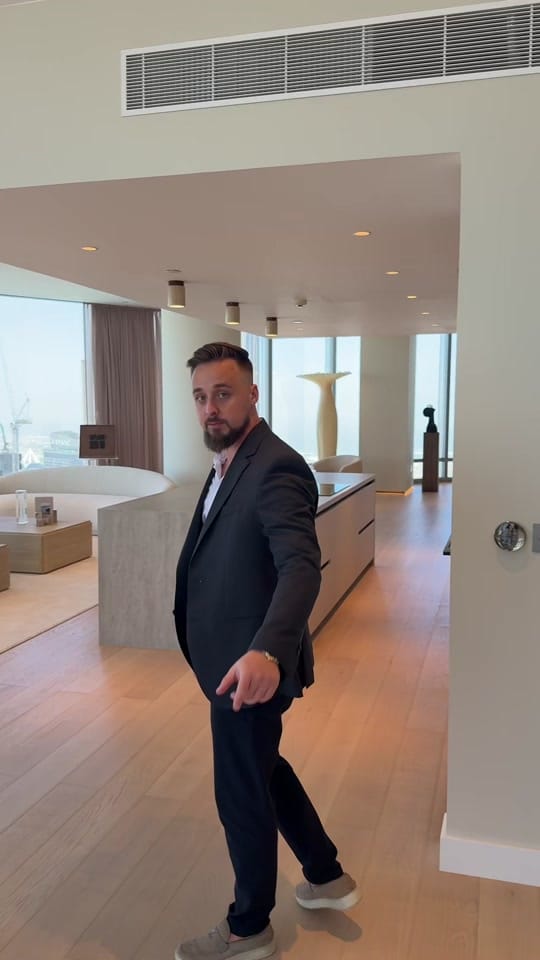 Post 5 by nickgolev on TikTok (video)
