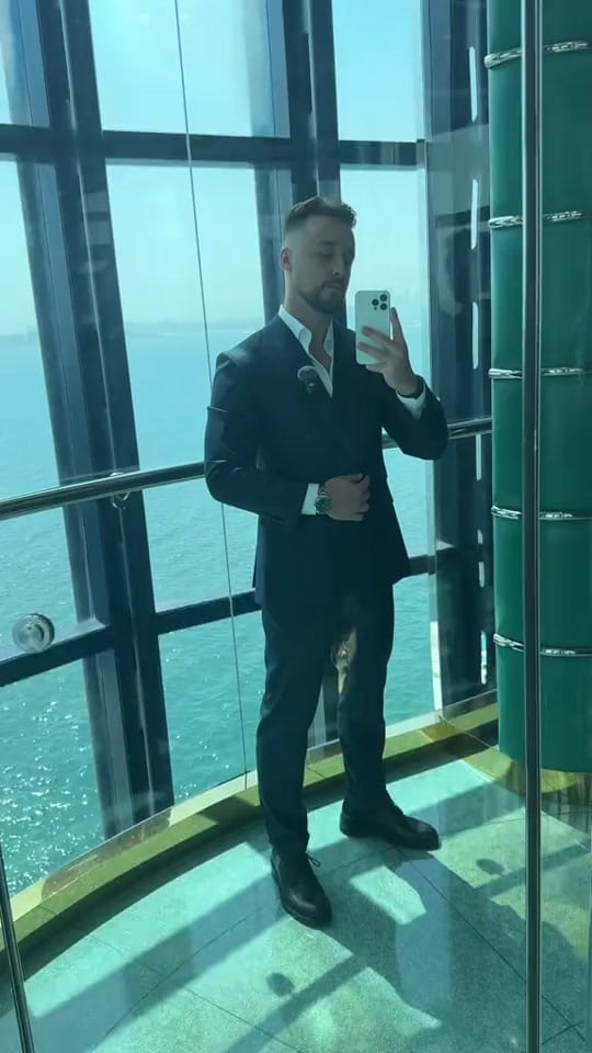 Post 1 by nickgolev on TikTok (video)
