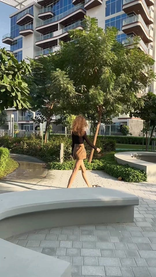 Post 6 by Dubai Umbrella Real Estate on TikTok (video)