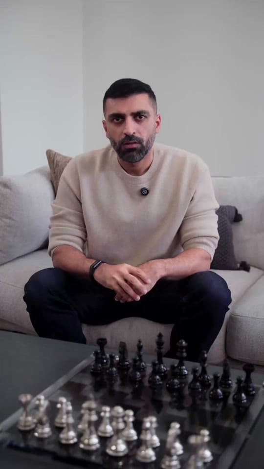 Post 8 by Hamza Ali on TikTok (video)