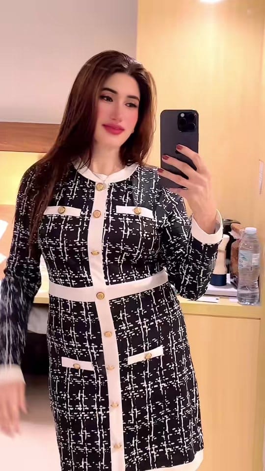 Post 2 by Madeeha Ch👸🏻 on TikTok (video)
