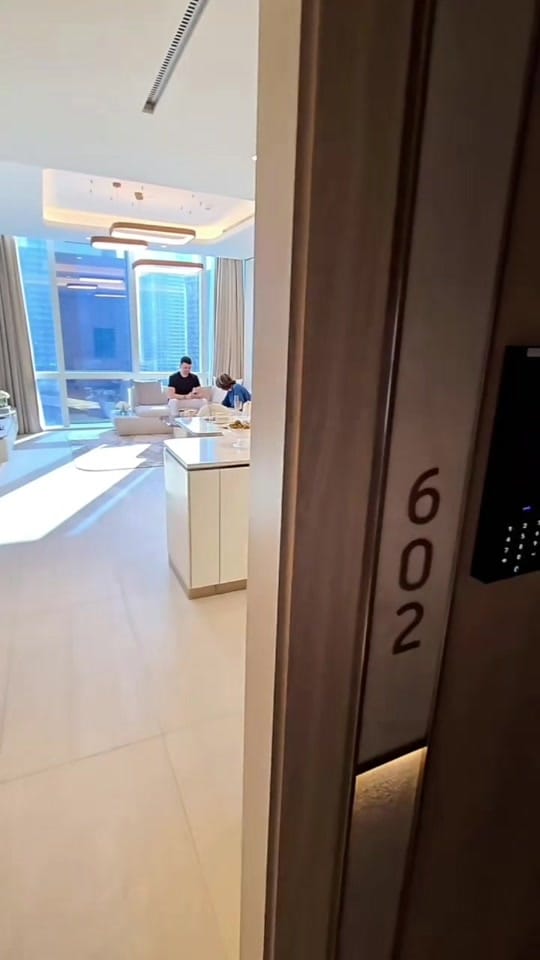 Post 7 by EMAD RAHALL on TikTok (video)