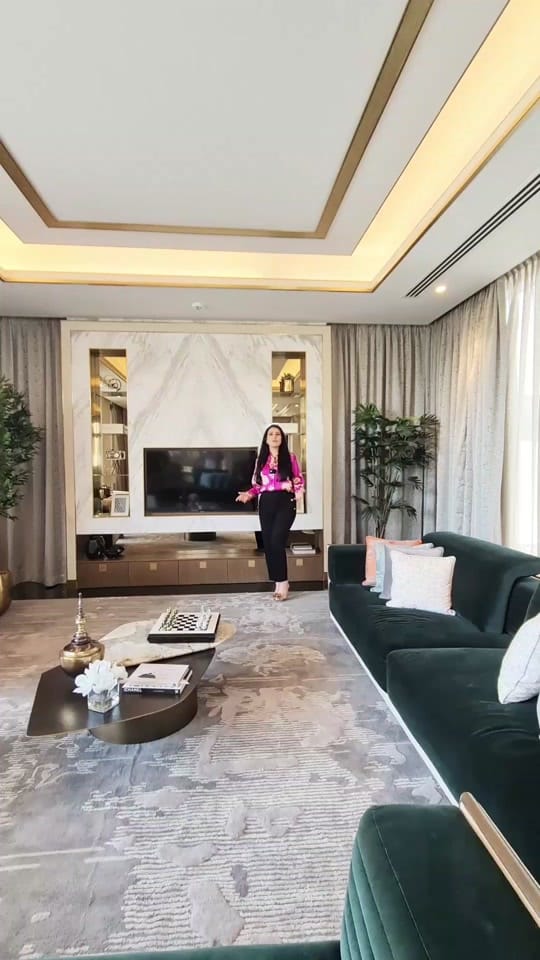 Post 6 by meriem.dxb on TikTok (video)