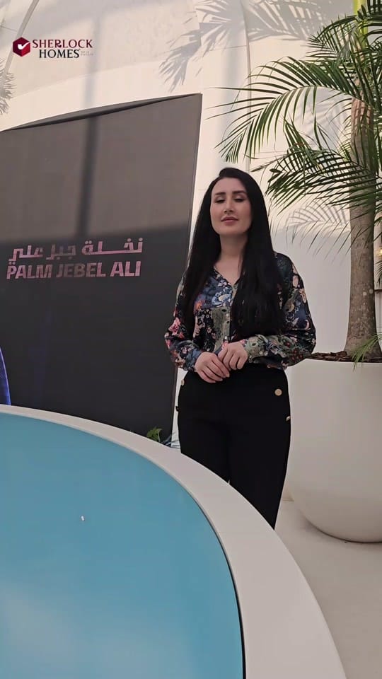Post 3 by meriem.dxb on TikTok (video)