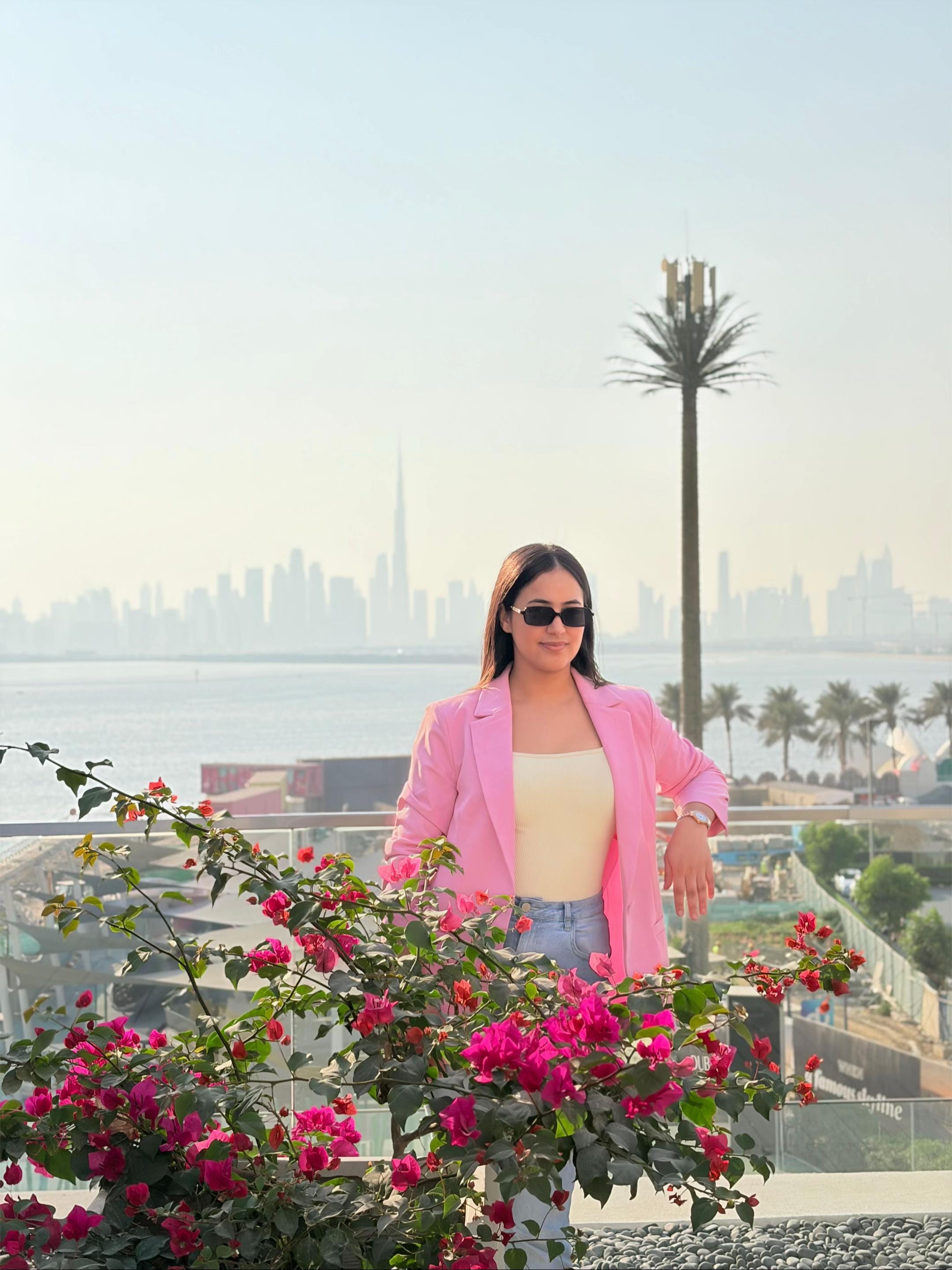 Post 4 by Youssra_sellsdubai on TikTok (video)