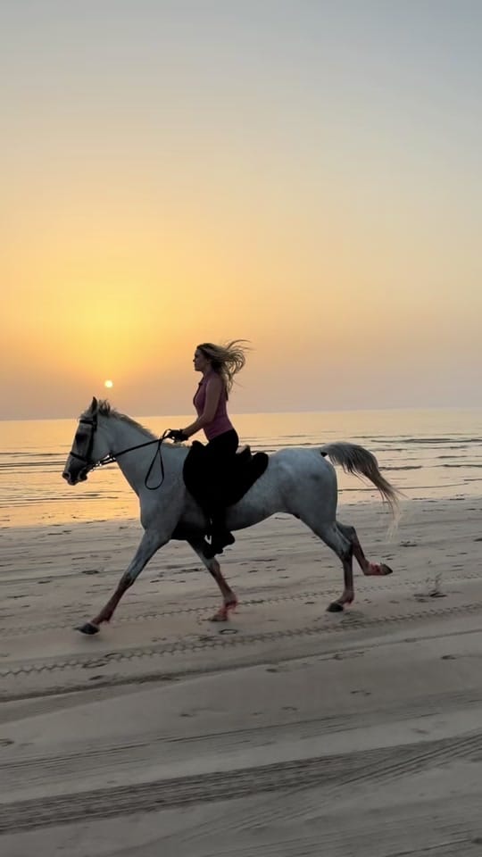 Post 10 by Yana.DXB. on TikTok (video)