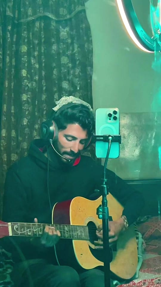 Post 4 by Rjarslanmalik 🇵🇰🇦🇪 on TikTok (video)