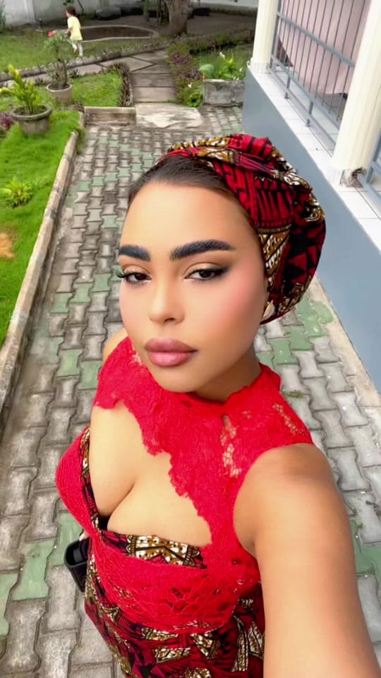 Post 4 by Gloria Turlan on TikTok (video)
