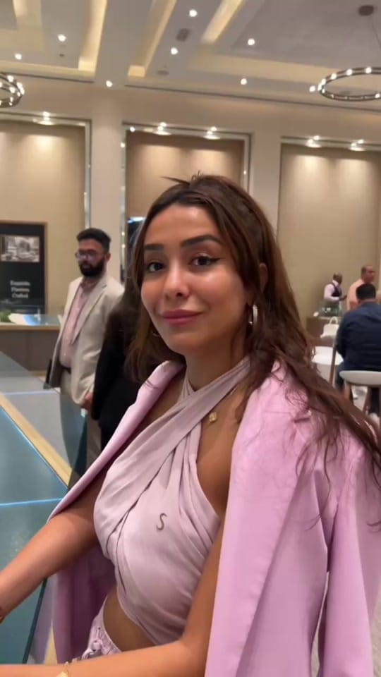 Post 4 by Merve Kirk on TikTok (video)