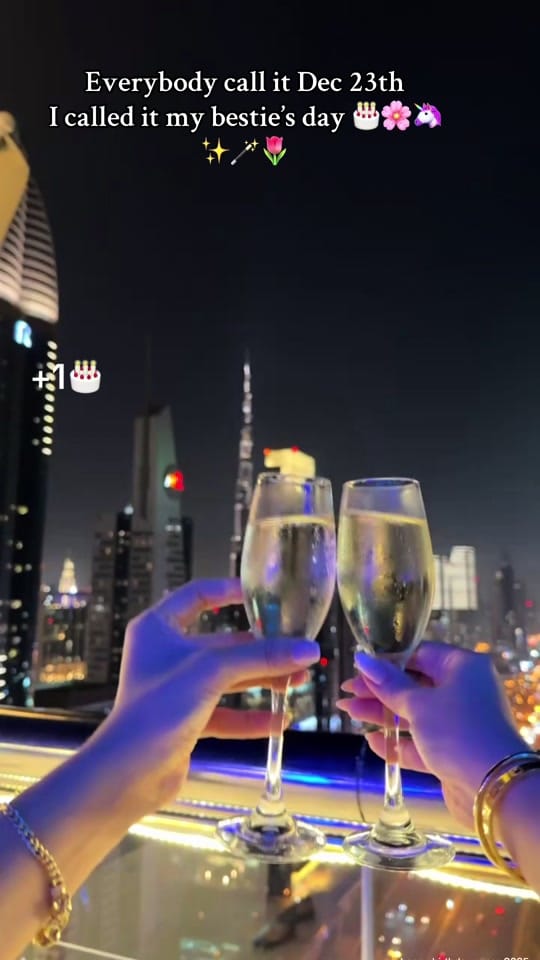 Post 1 by Merve Kirk on TikTok (video)