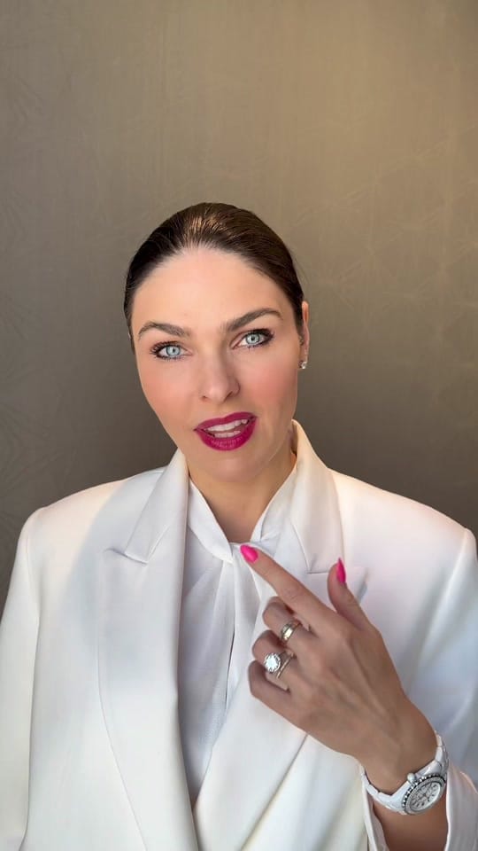 Post 3 by Alessia Sheglova on TikTok (video)