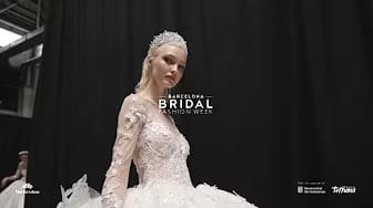 Post 10 by FASHION & LIVING on YouTube (video)