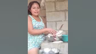 Post 1 by vanesa on YouTube (video)