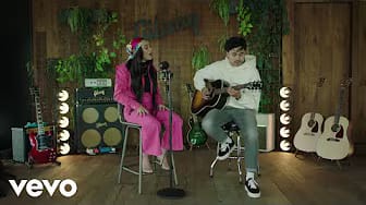 Post 10 by Sarita Lorena on YouTube (video)
