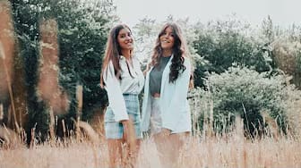 Post 9 by Romy & Sarah on YouTube (video)