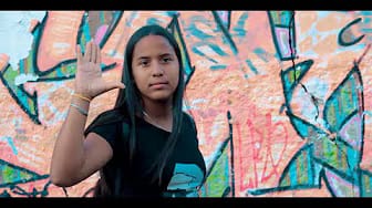 Post 6 by Melany RS Oficial on YouTube (video)