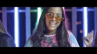 Post 4 by Melany RS Oficial on YouTube (video)