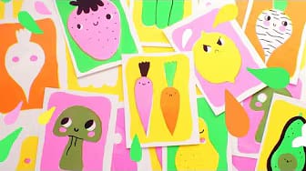 Post 6 by Eva Stalinski on YouTube (video)