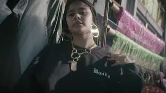 Post 1 by Vivalabonita on YouTube (video)