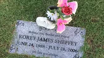 Post 1 by YouniqueJalyss on YouTube (video)