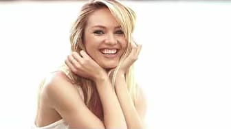 Post 1 by Modern Beauty on YouTube (video)