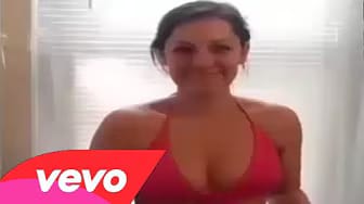 Post 5 by Canal Videos de Risa on YouTube (video)
