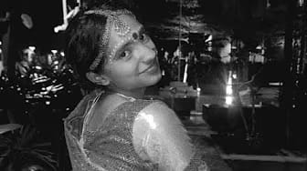 Post 7 by Twins Drishya, Divika & Family on YouTube (video)