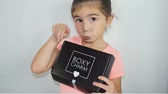 Post 10 by Sophia Stylez on YouTube (video)