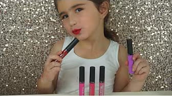 Post 1 by Sophia Stylez on YouTube (video)