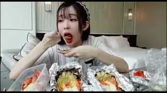 Post 9 by Eating & Cooking Style on YouTube (video)