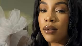 Post 5 by The Offical Lexxani Azure on YouTube (video)