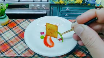 Post 2 by Sophia White Food on YouTube (video)