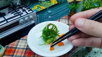Post 3 by Sophia White Food on YouTube (video)