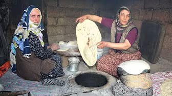 Post 2 by Village Siirt Food on YouTube (video)
