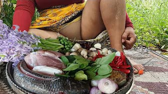 Post 3 by Girl Food Tv on YouTube (video)