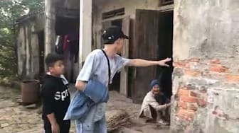 Post 1 by Làng Hài Vlogs on YouTube (video)