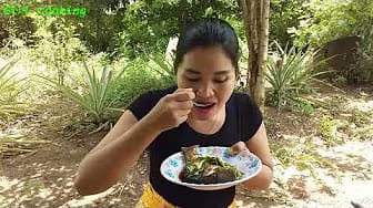 Post 2 by Girl Cooking on YouTube (video)