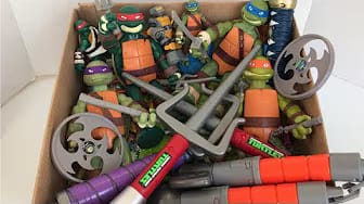 Post 1 by K's Toys & Candy Box on YouTube (video)
