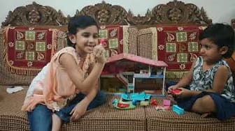 Post 8 by Mamoni Toys Club on YouTube (video)