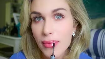Post 7 by Ludmila Dayer on YouTube (video)
