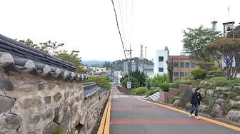 Post 4 by Walking tour on YouTube (video)