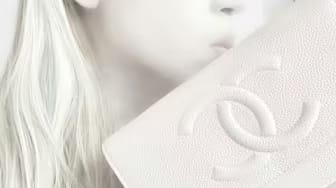 Post 3 by @ArianaRamos ♡ on YouTube (video)