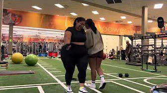 Post 4 by Johana Amaya on YouTube (video)