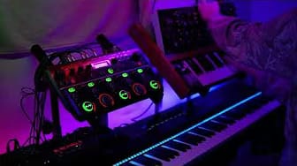Post 1 by PIANO-DJ on YouTube (video)